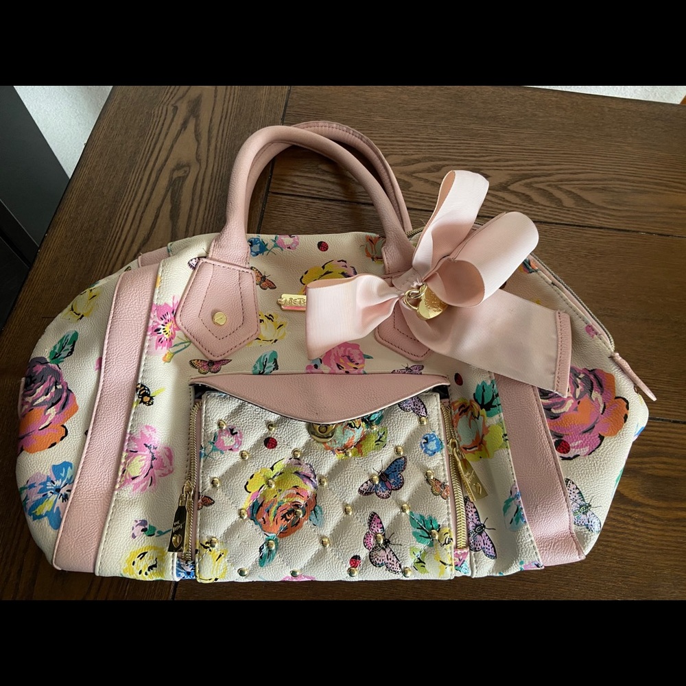 Betsey Johnson handbag